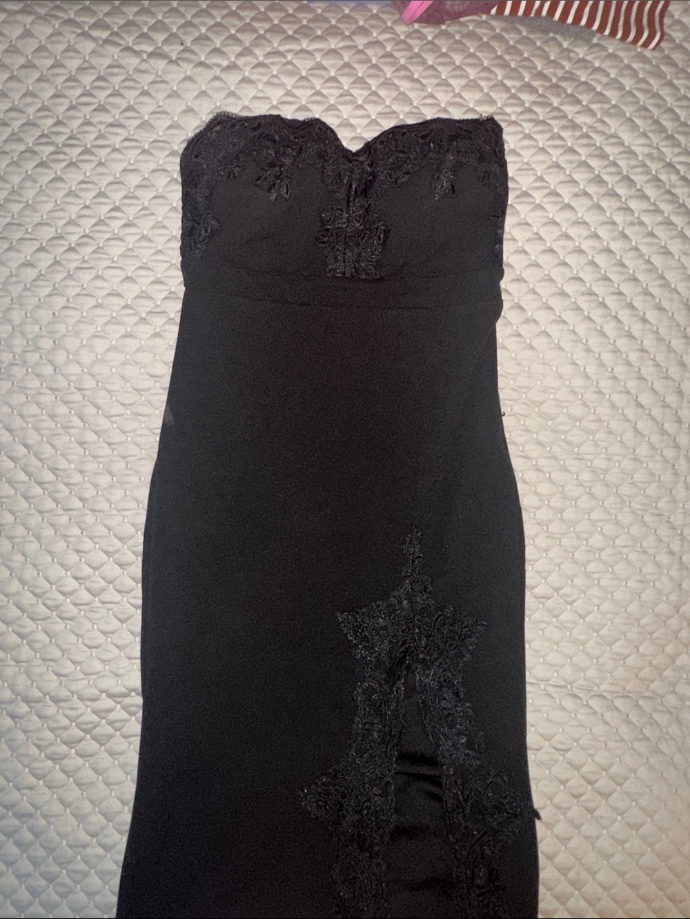 Lulu's Strapless Black Lace-Accent Dress